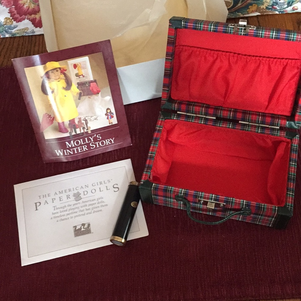 American Girl Molly’s Winter Story Suitcase +